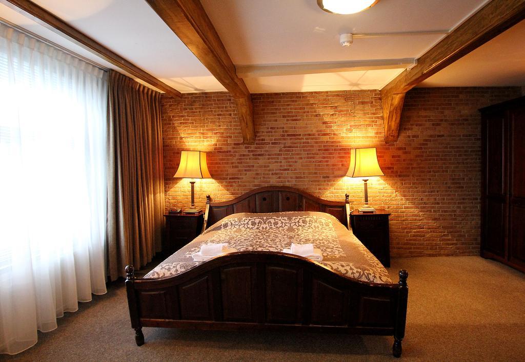Amsterdam Village Hotel Buitenkant foto