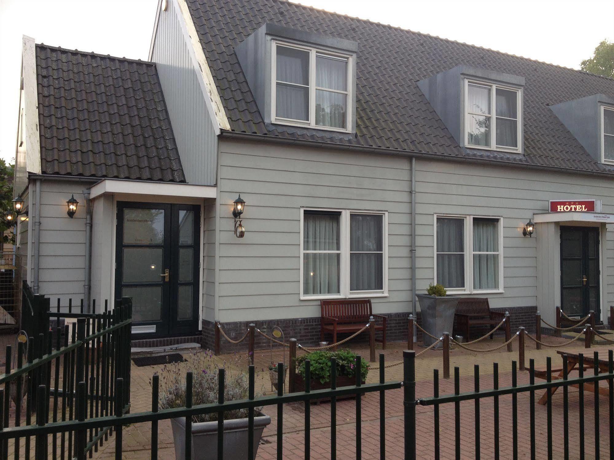 Amsterdam Village Hotel Buitenkant foto